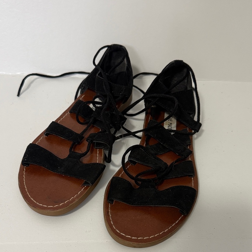 Steve Madden Black Strappy Sandals